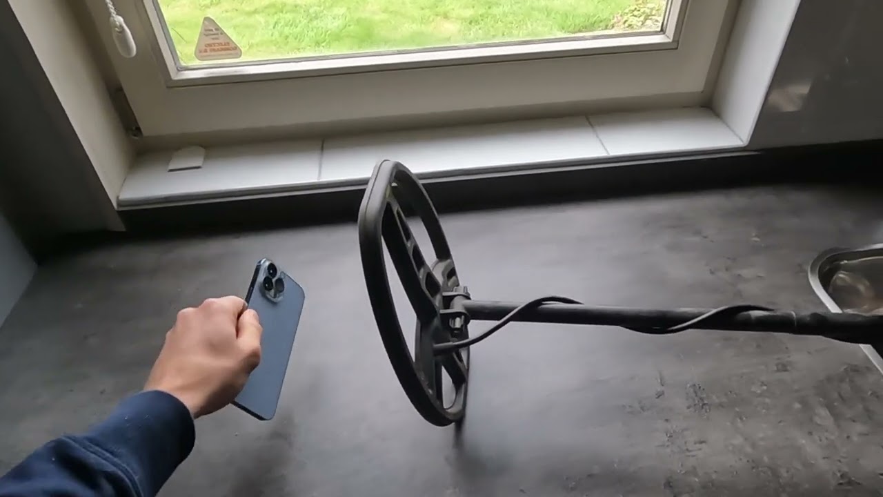 Will A Metal Detector Find A Lost iPhone?