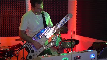 The Story of Smomid | A futuristic DIY Guitar Midi Controller