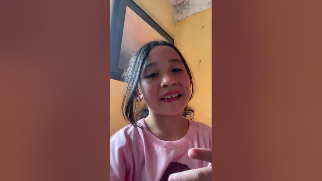 When Your Talking To Your Sister And Then Sudenly She Saw Somthing Cool when-your-talking-to-your-sister-and-then-sudenly-she-saw-somthing-cool