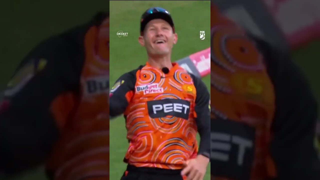 Bancroft’s Superman boundary catch! 🦸‍♂️🤯