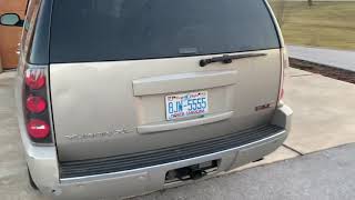 Replacing the Hatch Struts 2007-2013 GMC Yukon Denali XL, Tahoe, Suburban, Escalade. How To Replace Rear Hatch Lift Support Strut Gmc Yukon 2000 2006 Tailgate Struts Shocks Install