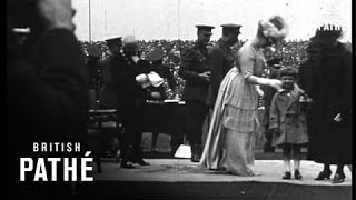 Download Lagu King George V And Queen Mary At Tyneside (1914-1918) MP3 Download Lagu King George V And Queen Mary At Tyneside (1914-1918) MP3