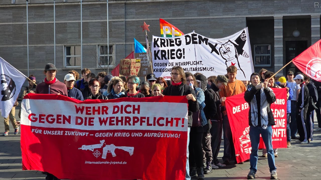 Schulstreik gegen Wehrpflicht in Halle (Saale)