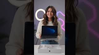 Apple MacBook Pro Unboxing & Quick Review ⚡