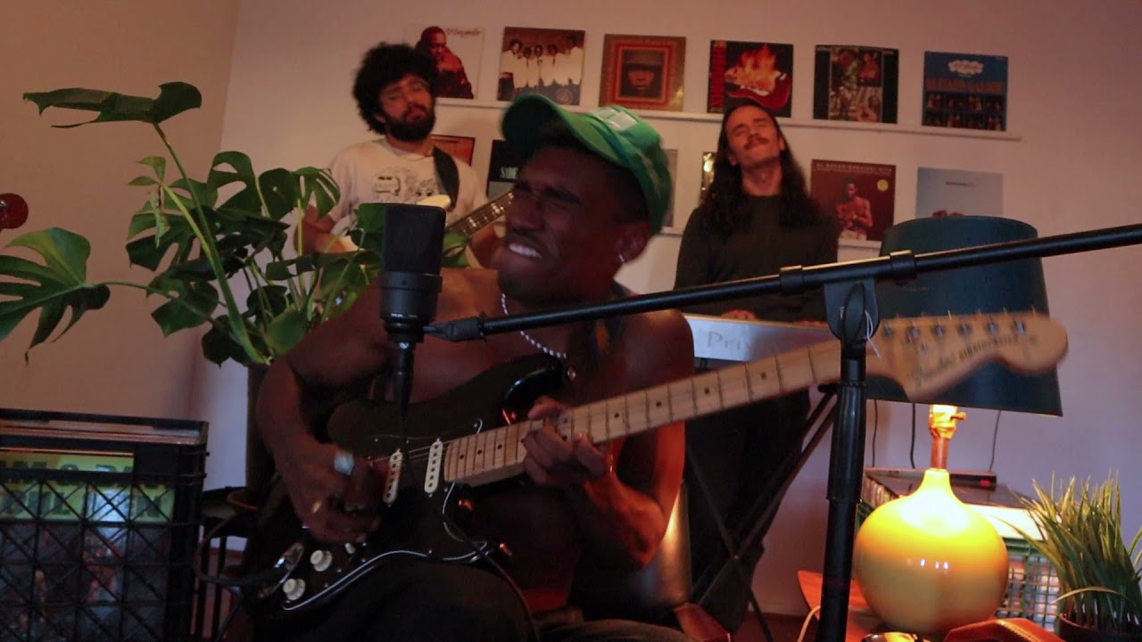 YouTube에서 Lauryn Hill Ex-Factor Cover By Jordan Hawkins and N.A.I.V.E 보기