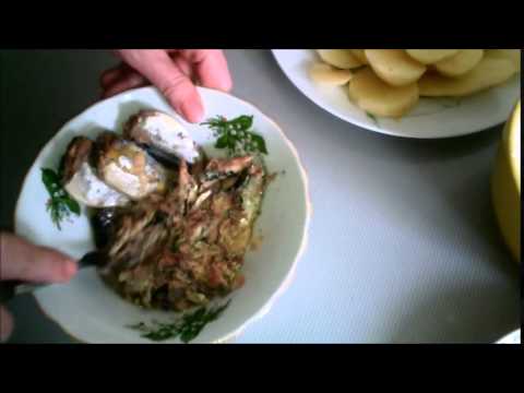 Видео рецепт Рыбный пирог из сайры