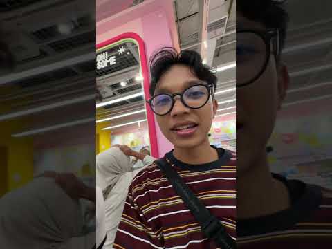GUE DI TRAKTIR UYUN TETEH!