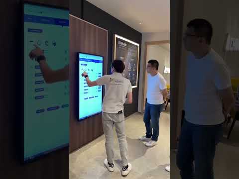 Chin Hin Property Malaysia｜互動觸控壁掛數位看板