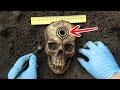 Agricoltori Trovano Teschio di 300 Anni di una Specie Umana Sconosciuta