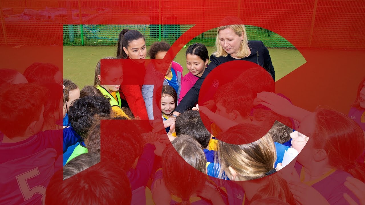 FC CYMRU S02E11 | Junior League of the Year | Cardiff Dragons | Welsh Schools | Jayne Ludlow gareth bale getty images