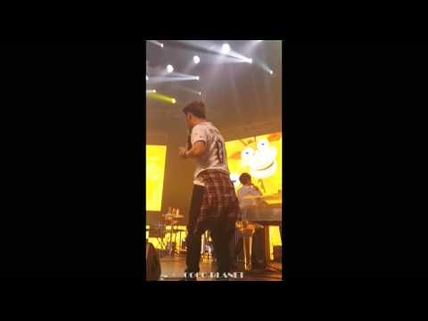 131228 딕펑스 콘서트 - 찍지말고뛰어! 앵콜 기린치즈바나나