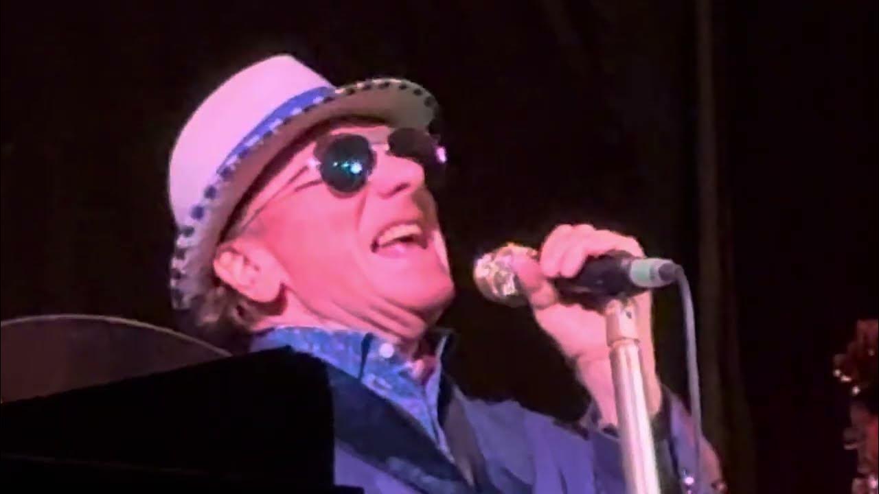 Van Morrison - Carrying a Torch - 24/06/2025 - Belfast, Northern Ireland Van Morrison - Carrying a Torch - 24/06/2025 - Belfast, Northern Ireland
