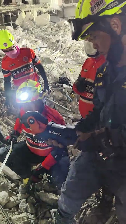 Bangkok Earthquake - Experts Use Advanced Tools in Search and Rescue