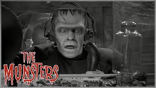 Herman Calls A Martian | The Munsters