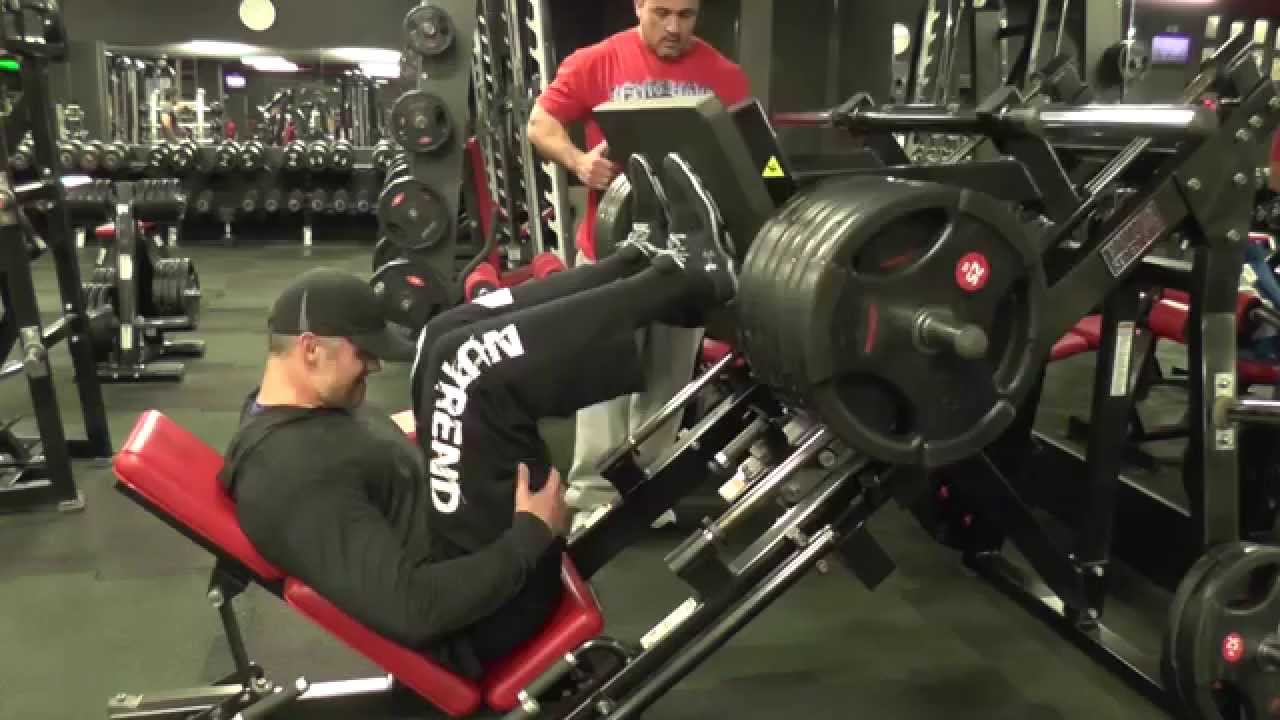 Tip for legs workout - Martin Mester IFBB PRO Mens physique - YouTube