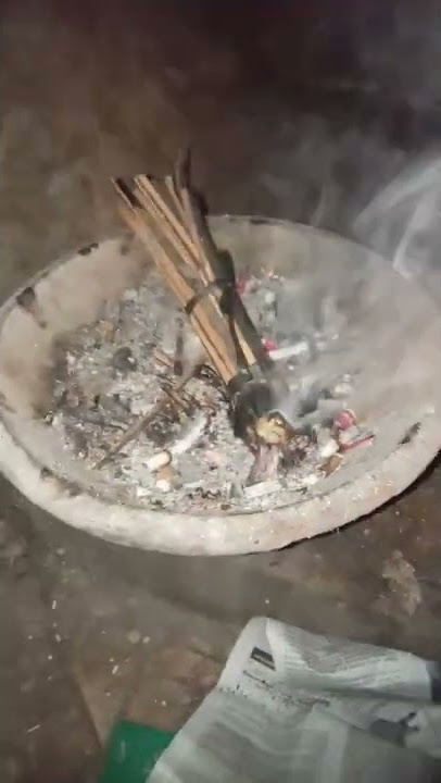 masih kuat teradisional jawa barat bakar kemenyan 👍👍