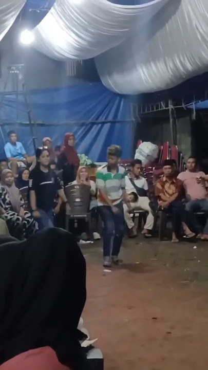 Joged berpasangan dengan kekasih hatiโผ๏ธ#dj #remix #joget #dance #cover #goyang #karnaval #feedshorts