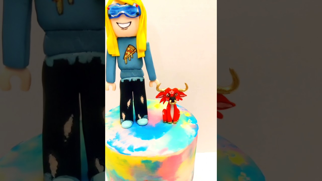 Kake Walker - Roblox cake with the Birthday girl's avatar