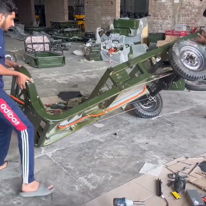 Low Budget Three-Wheeler Loader in 3rd World is Mind Blowing!