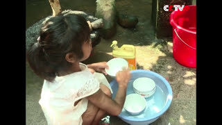 Hairy Girl Longs for Normal Life in South China