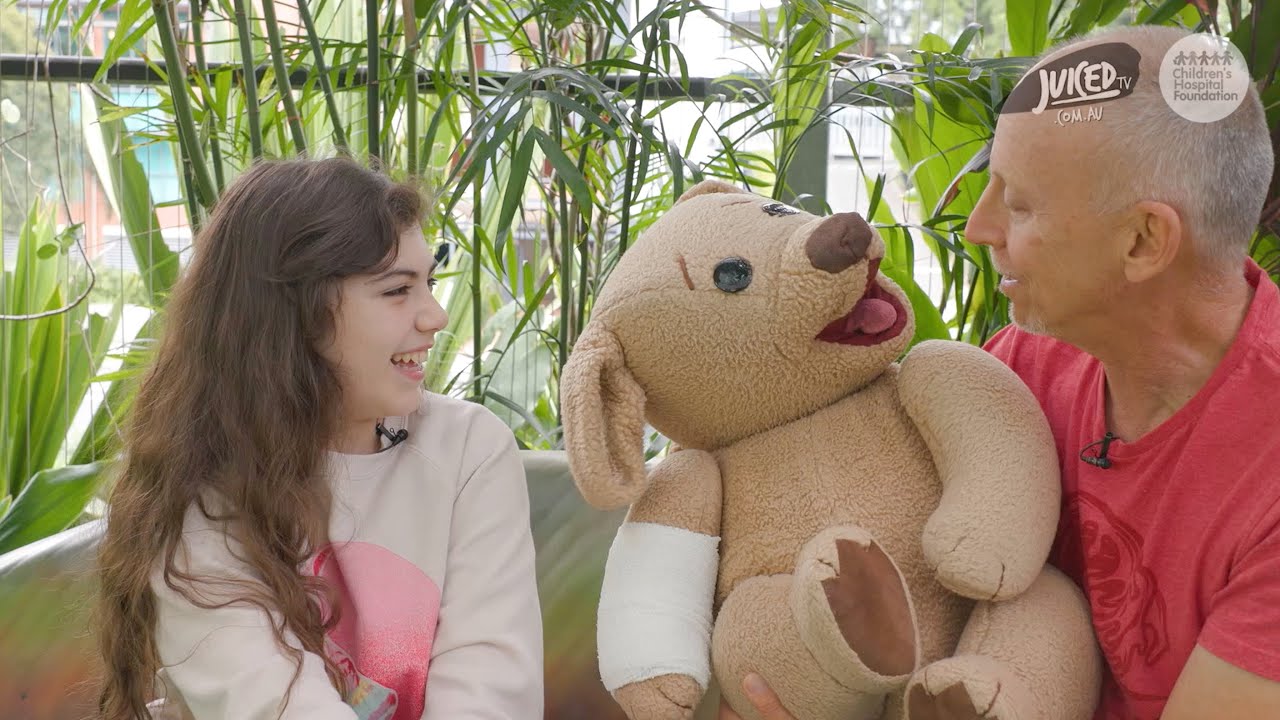 DAVID STRASSMAN VISITS THE QUEENSLAND CHILDREN'S HOSPITAL!