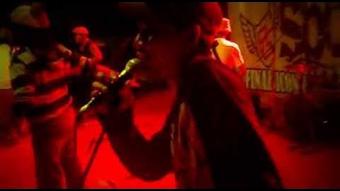 MasMus & Friends - Titik Terang (Live @UNP Kediri 30 Juni 2013)