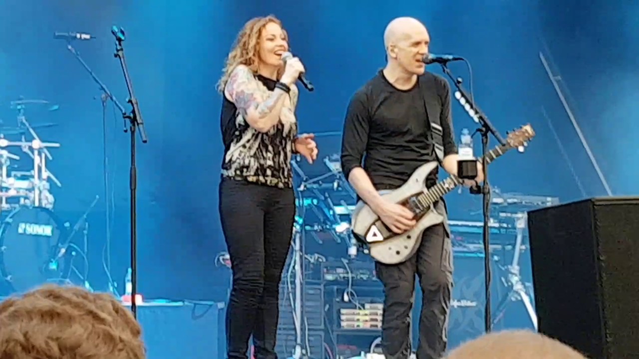 Devin Townsend feat. Anneke - Ih-Ah! @ Tuska, Helsinki 30.6.2017
