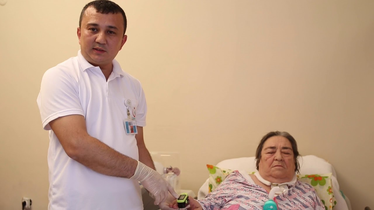 Sağlık Memuru Serkan Beşevli,  Pals Oksimetre Cihazının Kullanımı