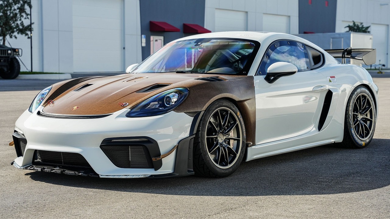2025 Porsche 718 Cayman GT4 RS Clubsport for Sale | Exotic Car