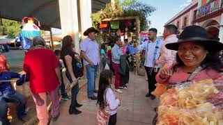 Iniciando la fiesta del carnaval en Ayoquezco de Aldama, Oaxaca, México.