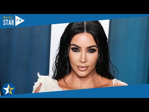 Vidéo: Kim Kardashian Partage Une Photo De Ses Enfants