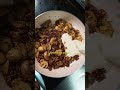 Chef shows us creamy Tuscan Chicken! 🍗 🇮🇹