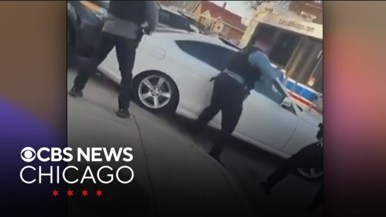 Man shot will trying to escape CPD officers on West Side