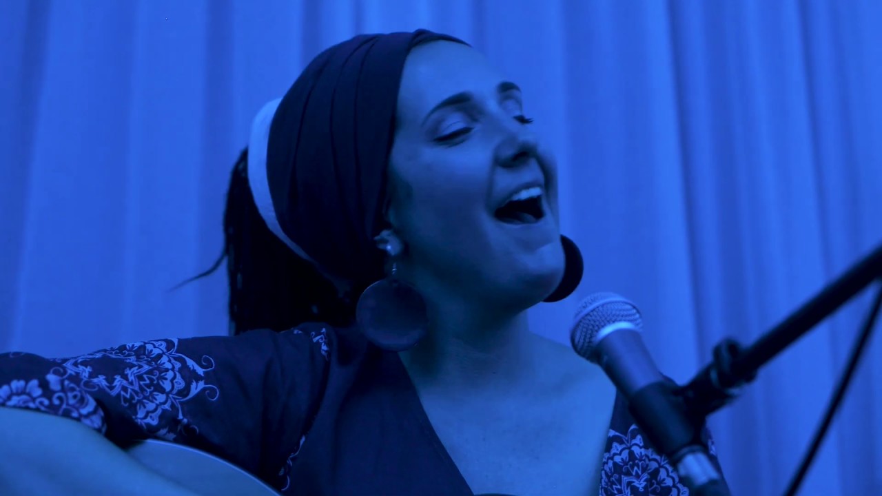 DINA - LIE DOWN CONCERT