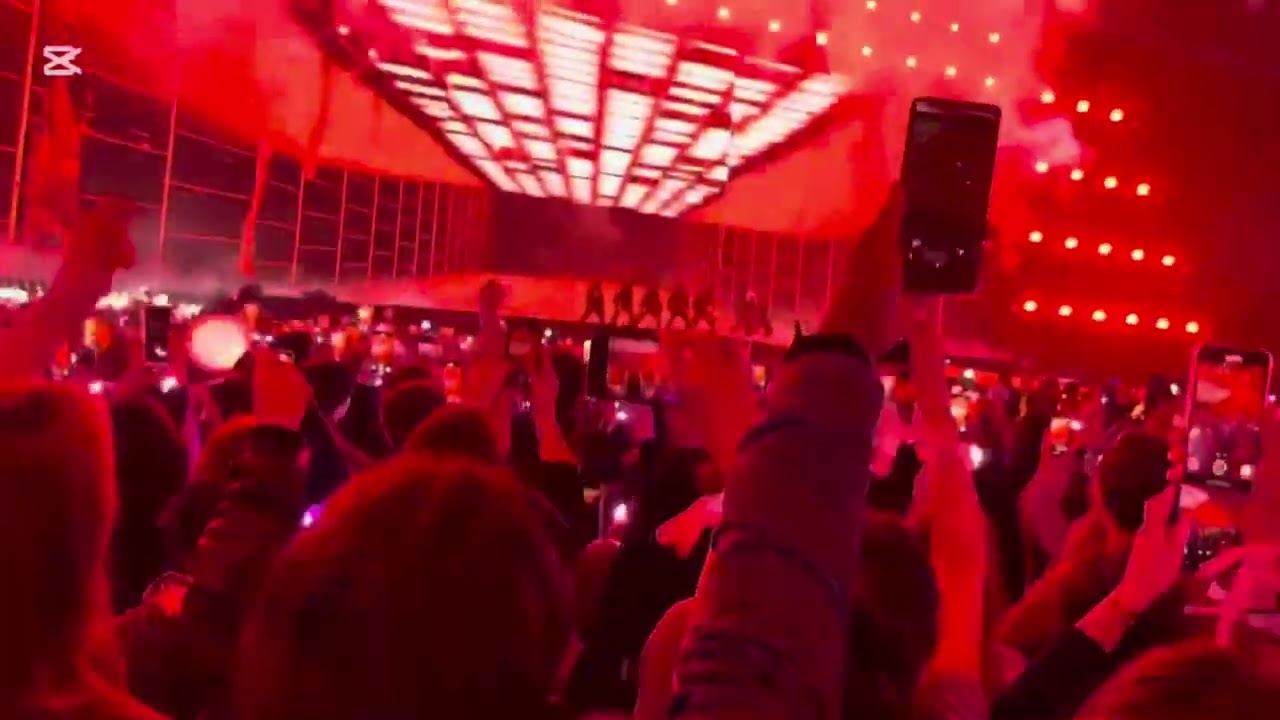 J-Hope at the Gala des Pièces Jaunes in Paris MICDROP #jhope #jhopebts #bangtan #bts #microp