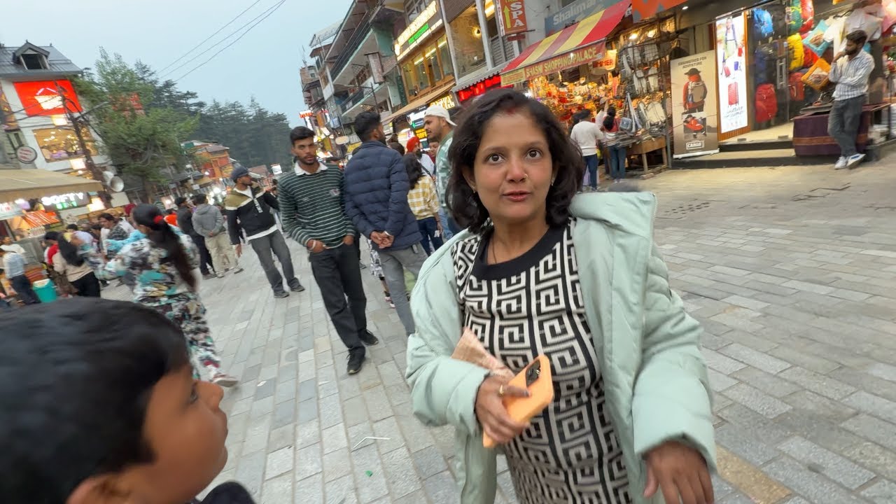 Mall Road Manali Diaries: Shopping, Street Food A Surprise Husky Encounter Pure Joy in the Mountains