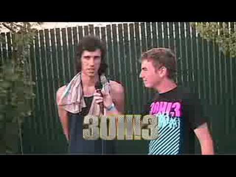 We spent all day at Warped Tour '08 in Sacramento, CA and got a chance to catch up with Nat of 3OH!3 and Fred from The Color Fred (former member of Taking Back Sunday). We also got a quick message from Tom DeLonge, and live footage from all the hottest bands! Subscribe to our videos for interviews with all the latest bands and check out our channel for our schedule! Air Date: 8/19/08 Check out 3OH!3 & The Color Fred at: myspace.com/3oh3 myspace.com/thecolorfred