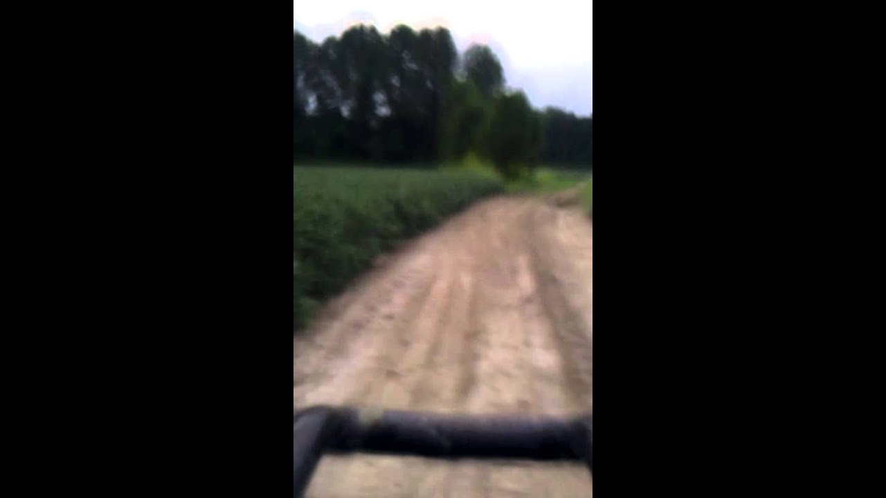 Suzuki 88LT250R 02RM250 playing around