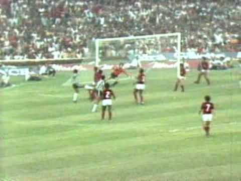 Os gols de Flamengo 3 x 2 Atlético MG, pela final do Brasileirão de 1980