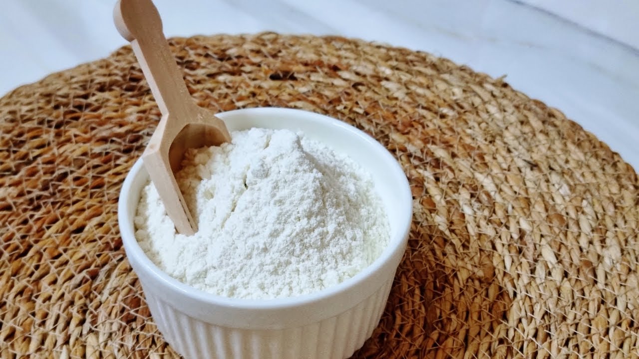 أنواع الطحين واستخداماتها 🍞⚖️ كيف تختاري الطحين المناسب لكل وصفة؟ مع شرح نسبة البروتين!