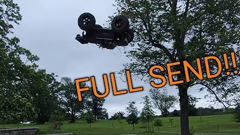 Arrma Outcast 8s SHREDS the SKATEPARK! #arrma #arrmarc #arrmaoutcast #arrmaoutcast8s #skatepark