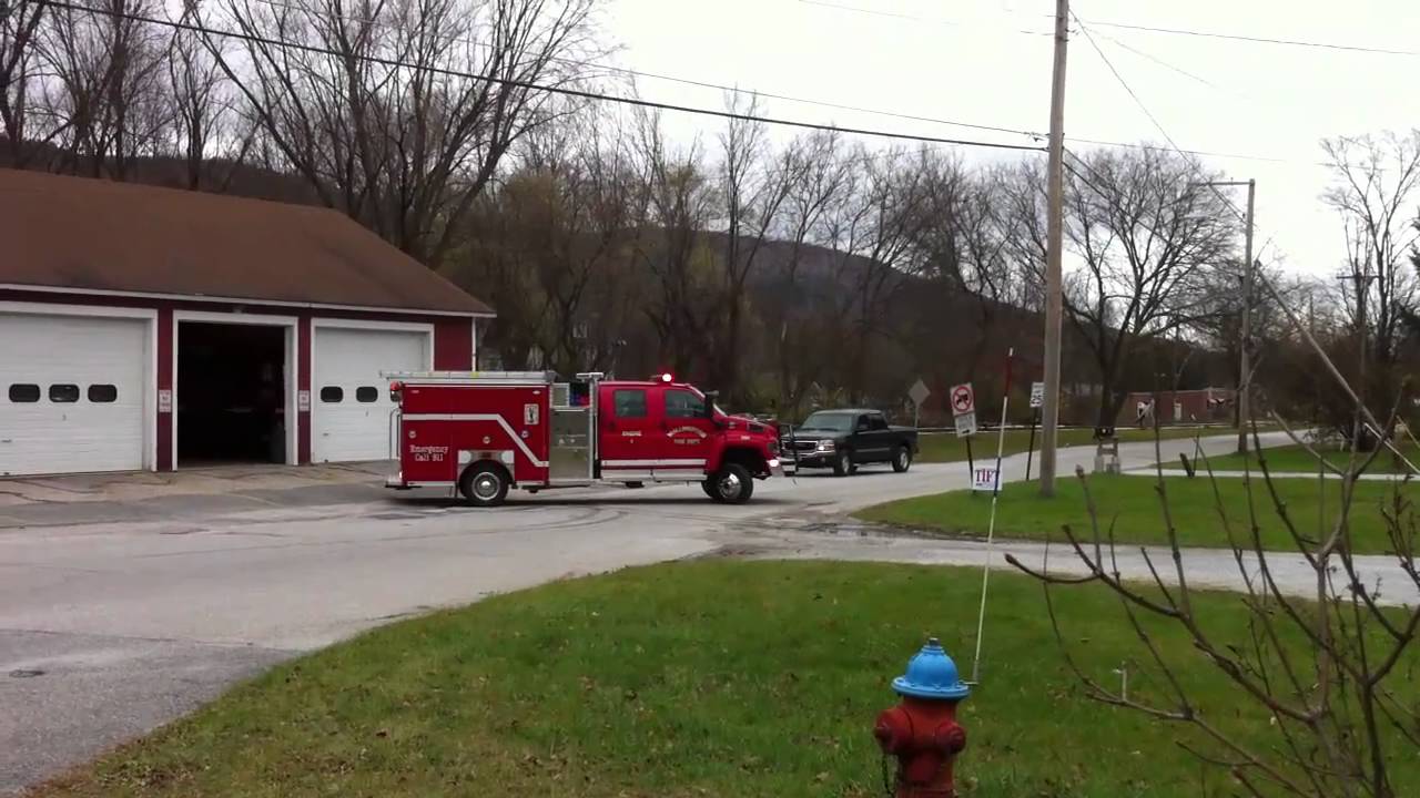 Wallingford VT Engine 4 Responding YouTube