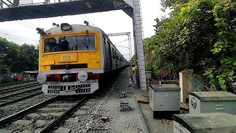 Sealdah Dankuni Local Train | Indian Railway