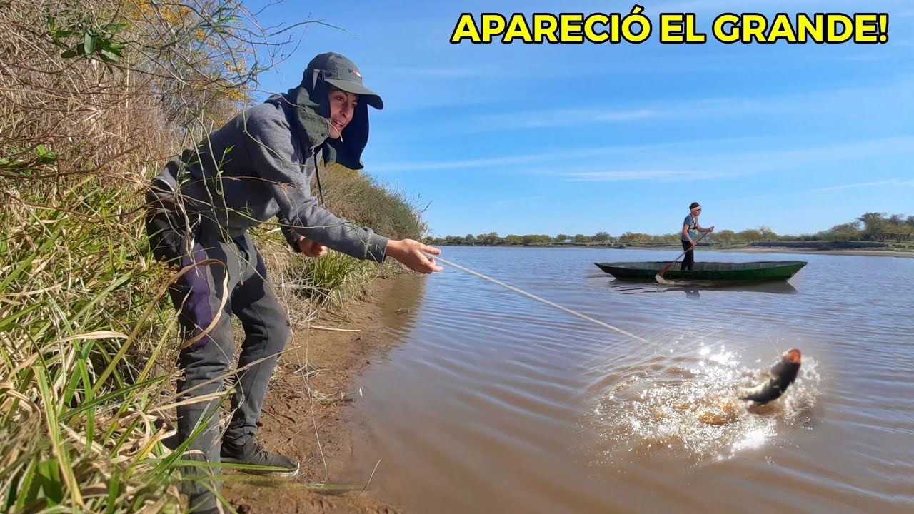 ARMO UN ESPINEL Y LO TIRO DESDE UNA CANOA HERMOSA CAPTURA, Pesca Artesanal