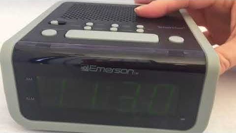 Emerson SmartSet Digital Clock Radio