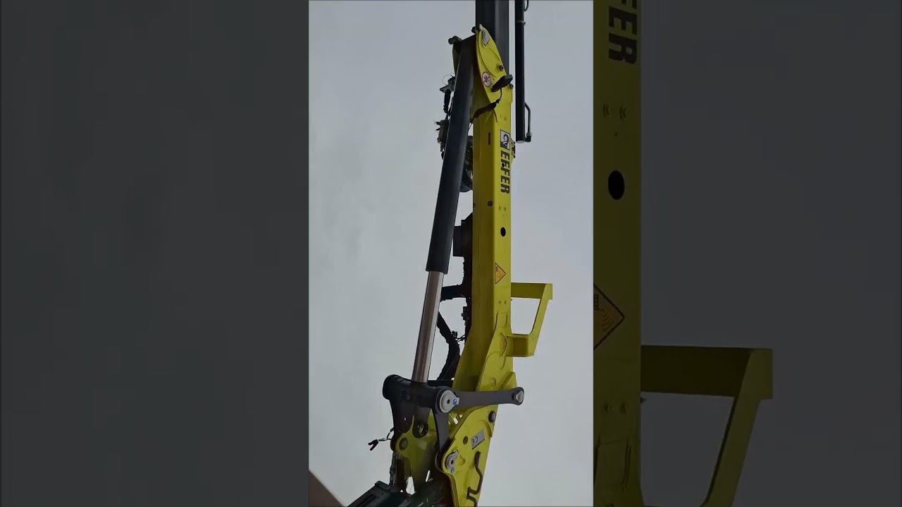 rimini centro storico con i nostri camion gru!