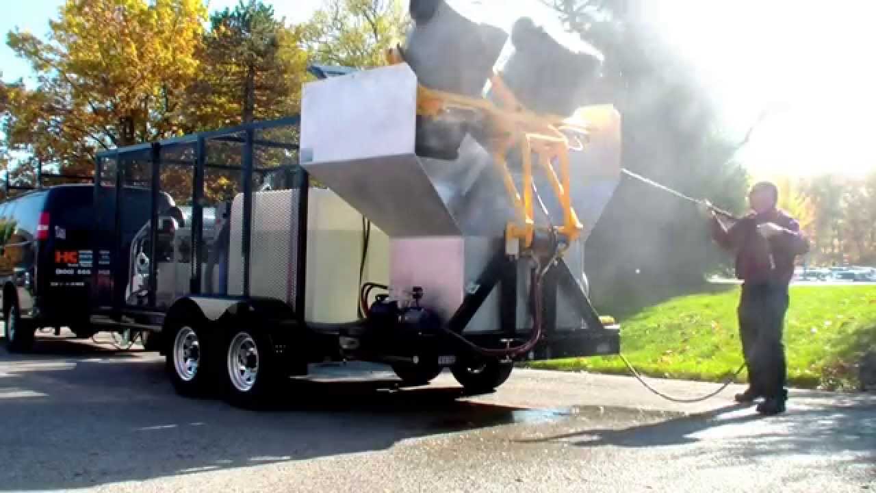 Wheelie bin cleaner, cleans 9 wheelie bins in 12 minutes.  www.hydrochemsystems.com - YouTube