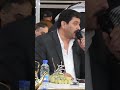 أحمد الخنسا اللي بيعاملني بحنية بيملك قلبي وعينيي