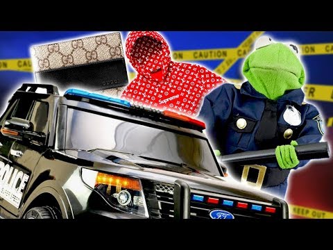 kermit-the-cop-steals-supreme-clothing-on-black-friday!