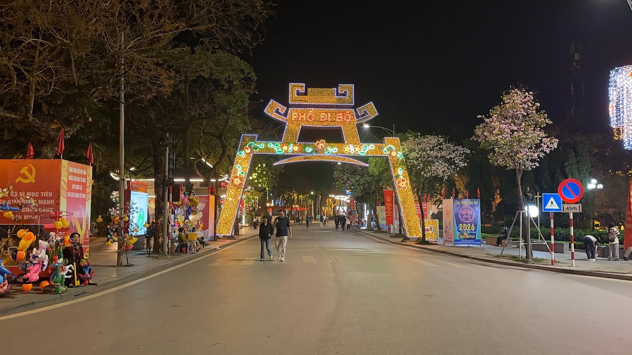 Phố Đi Bộ Sơn Tây Tối 7/3 Có Gì Vui? 